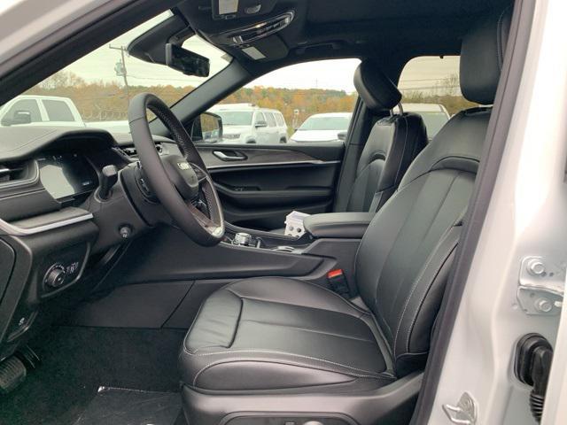 new 2025 Jeep Grand Cherokee L car, priced at $50,299