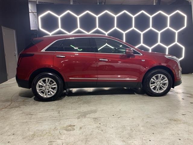 used 2022 Cadillac XT5 car, priced at $28,800