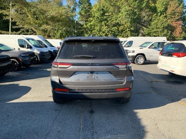 new 2025 Jeep Grand Cherokee car, priced at $48,955