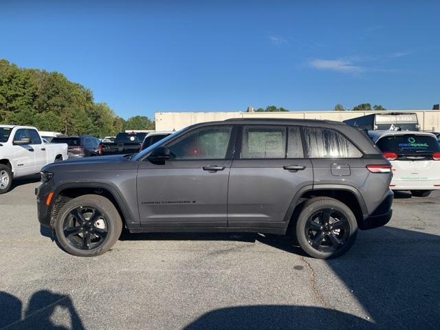 new 2025 Jeep Grand Cherokee car, priced at $48,955