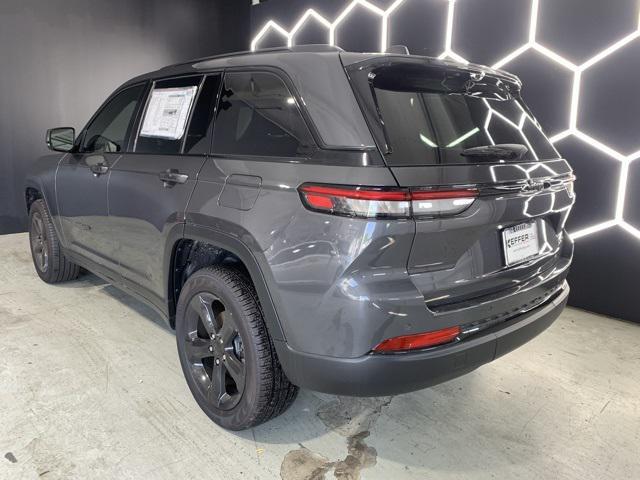 new 2025 Jeep Grand Cherokee car, priced at $45,841