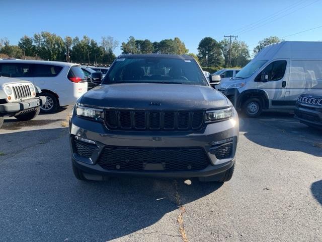 new 2025 Jeep Grand Cherokee car, priced at $48,955