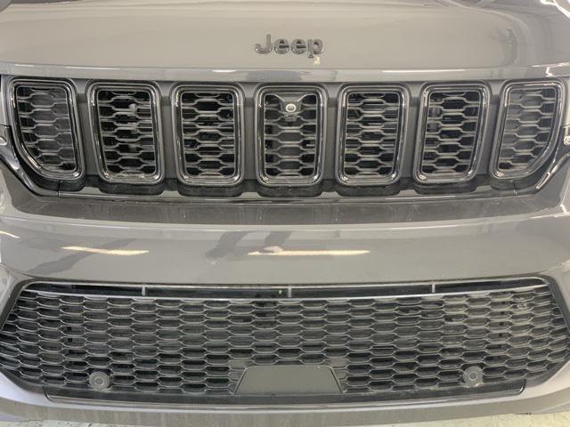 new 2025 Jeep Grand Cherokee car, priced at $45,841