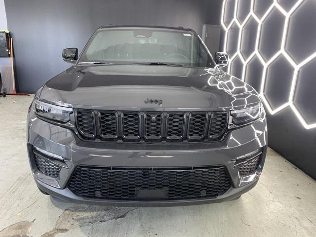 new 2025 Jeep Grand Cherokee car, priced at $45,841