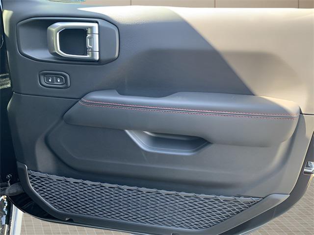 new 2025 Jeep Gladiator car, priced at $59,290