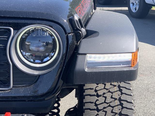 new 2025 Jeep Gladiator car, priced at $51,191