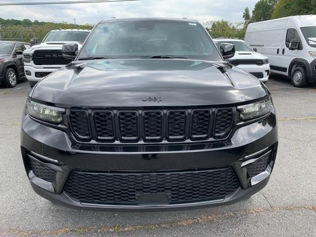 new 2025 Jeep Grand Cherokee car, priced at $43,488