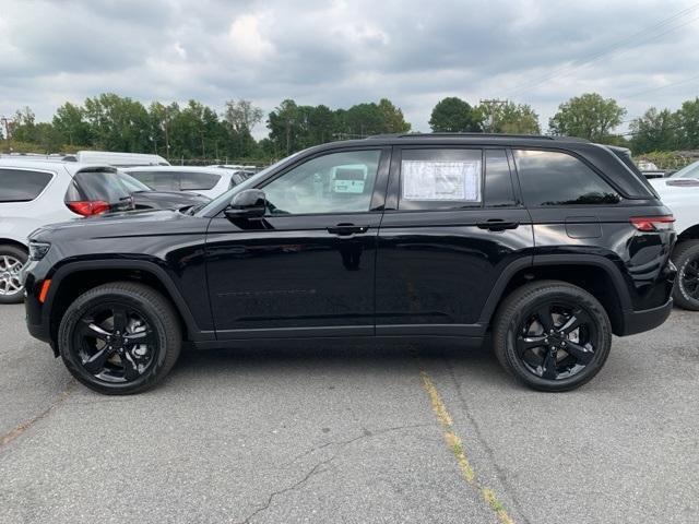 new 2025 Jeep Grand Cherokee car, priced at $43,488