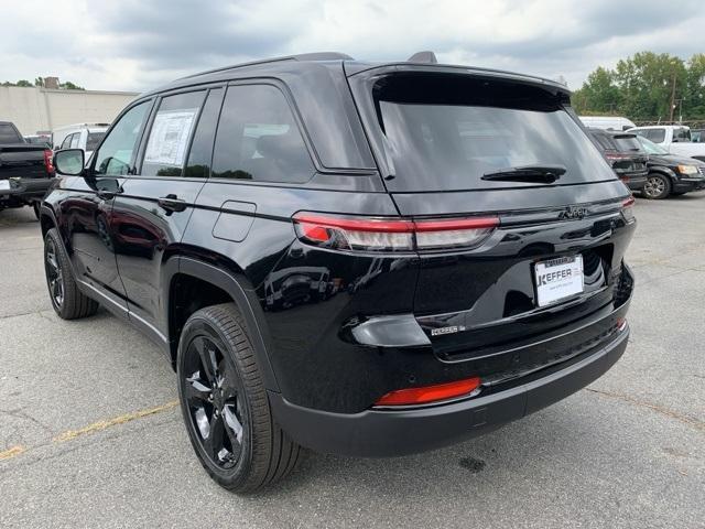 new 2025 Jeep Grand Cherokee car, priced at $43,488