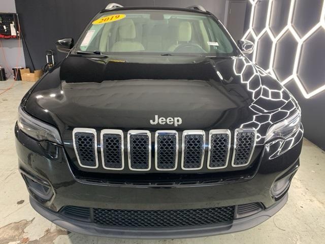 used 2019 Jeep Cherokee car, priced at $13,670