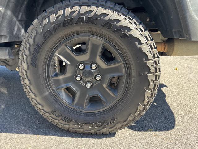 used 2021 Jeep Gladiator car, priced at $31,069