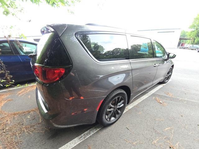 used 2020 Chrysler Pacifica car, priced at $23,791