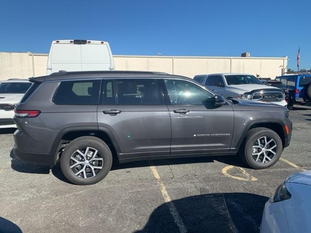 new 2025 Jeep Grand Cherokee L car, priced at $50,655