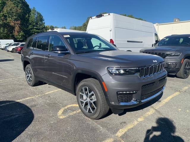 new 2025 Jeep Grand Cherokee L car, priced at $50,655