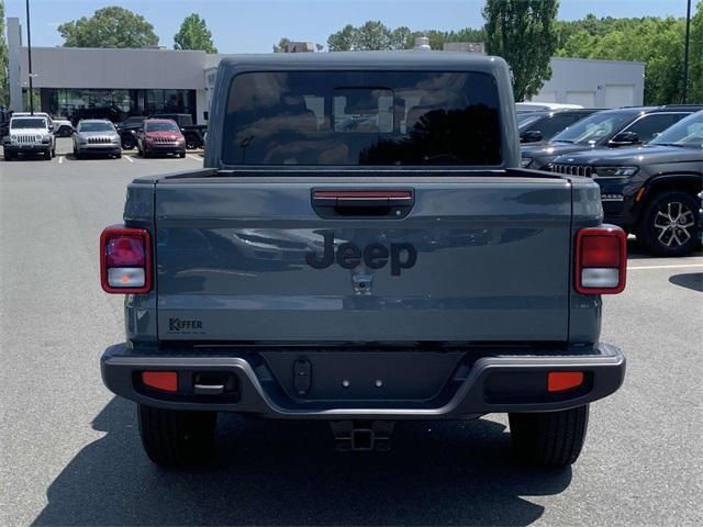 new 2024 Jeep Gladiator car, priced at $47,116