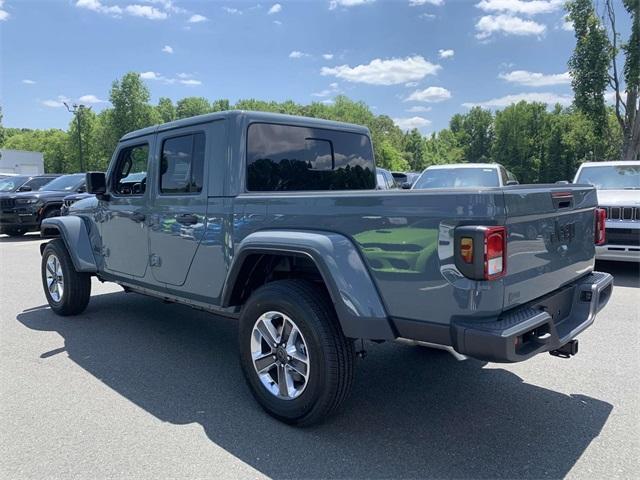 new 2024 Jeep Gladiator car, priced at $47,116