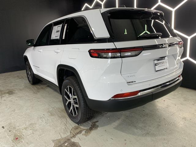 new 2025 Jeep Grand Cherokee car, priced at $43,301