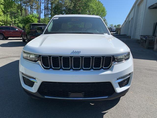 new 2025 Jeep Grand Cherokee car, priced at $44,352