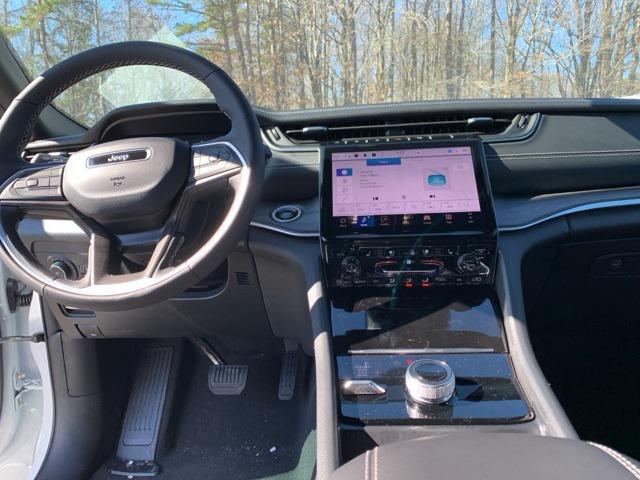 new 2025 Jeep Grand Cherokee L car, priced at $51,224