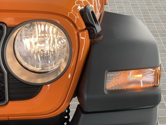 new 2025 Jeep Wrangler car, priced at $44,940