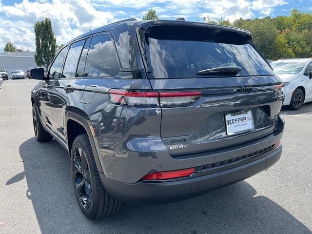 new 2025 Jeep Grand Cherokee car, priced at $52,488