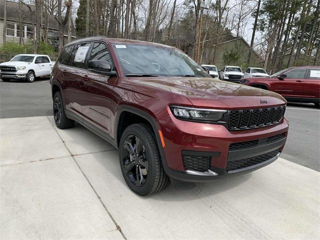 new 2024 Jeep Grand Cherokee L car, priced at $42,905