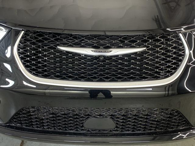 new 2025 Chrysler Pacifica car, priced at $54,241