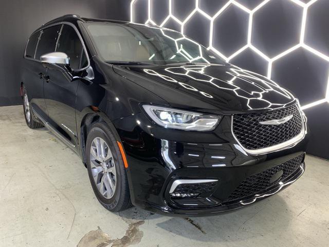 new 2025 Chrysler Pacifica car, priced at $54,241