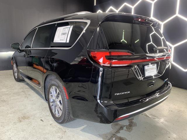 new 2025 Chrysler Pacifica car, priced at $54,241
