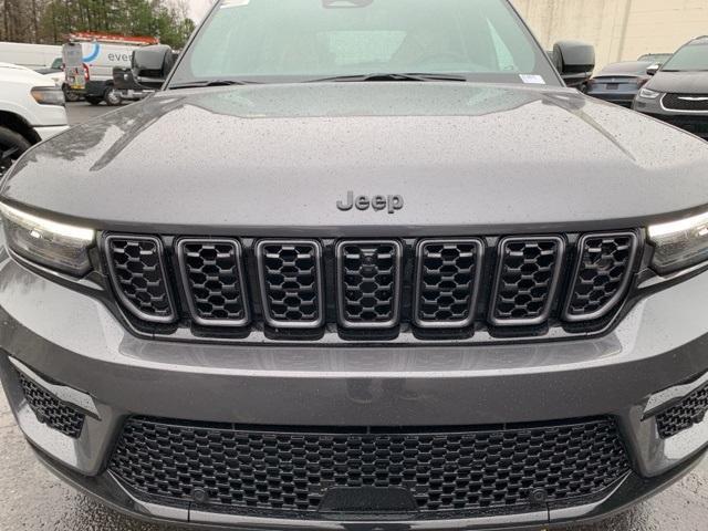 new 2025 Jeep Grand Cherokee car, priced at $68,725