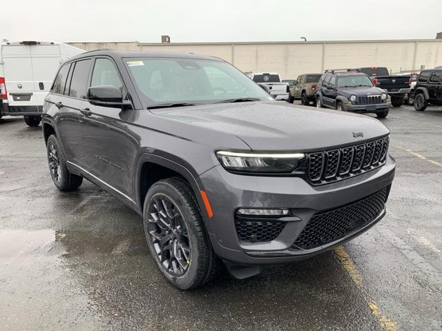 new 2025 Jeep Grand Cherokee car, priced at $68,725