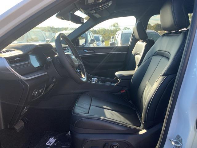 new 2025 Jeep Grand Cherokee L car, priced at $50,299