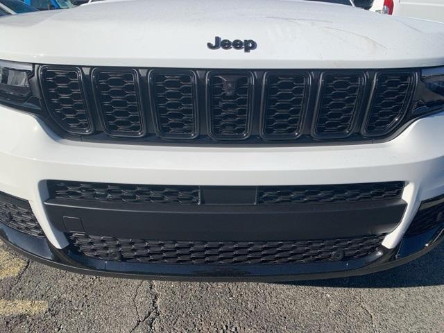 new 2025 Jeep Grand Cherokee L car, priced at $52,721