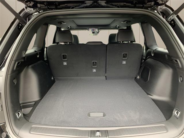 new 2025 Jeep Grand Cherokee car, priced at $51,305