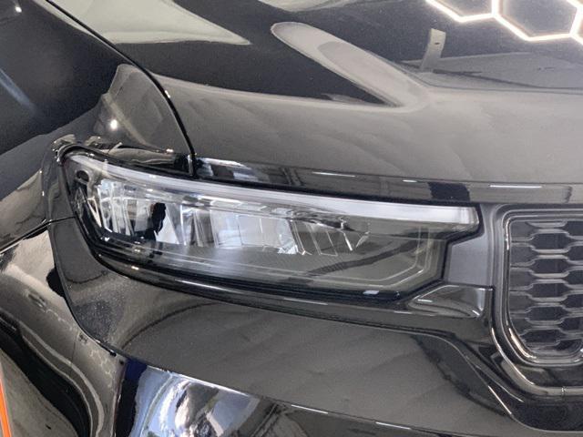 new 2025 Jeep Grand Cherokee car, priced at $49,191