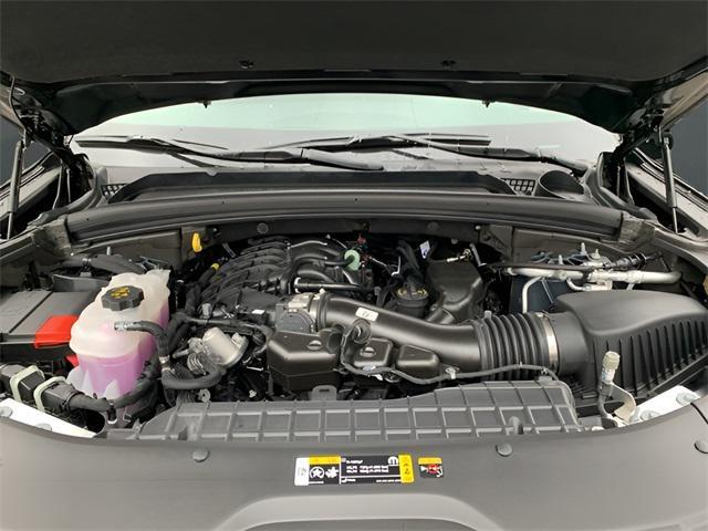 new 2025 Jeep Grand Cherokee car, priced at $48,924