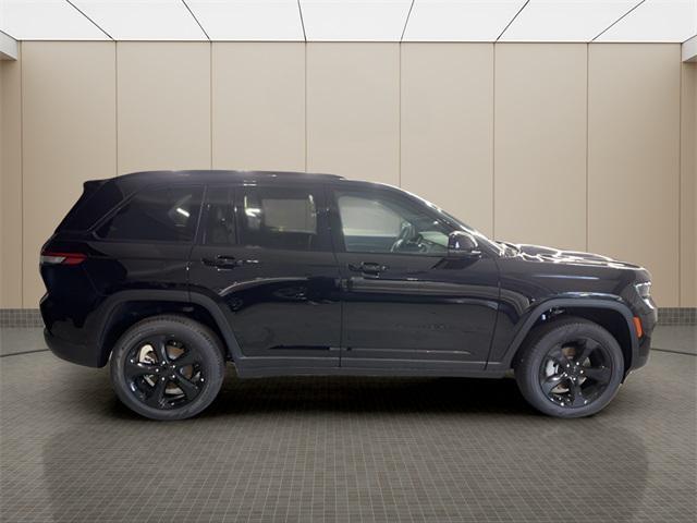 new 2025 Jeep Grand Cherokee car, priced at $51,305