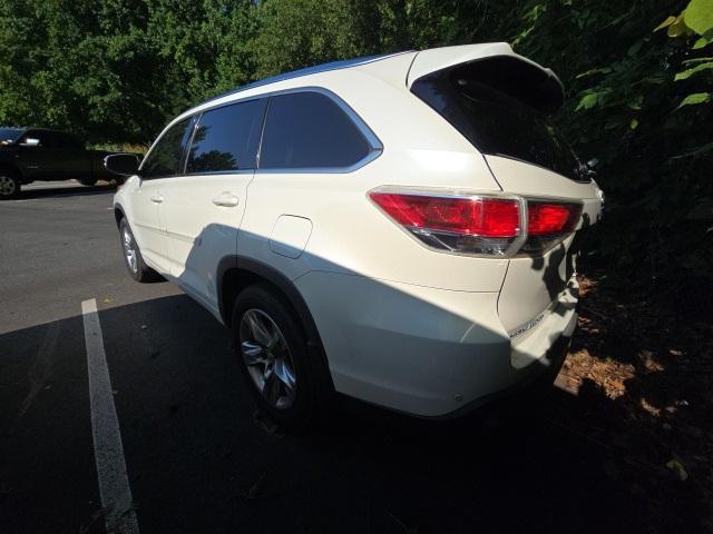 used 2014 Toyota Highlander car, priced at $17,000