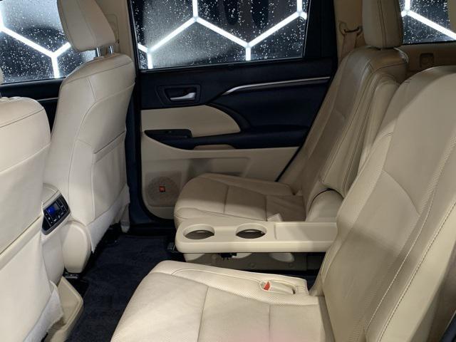 used 2014 Toyota Highlander car, priced at $17,500