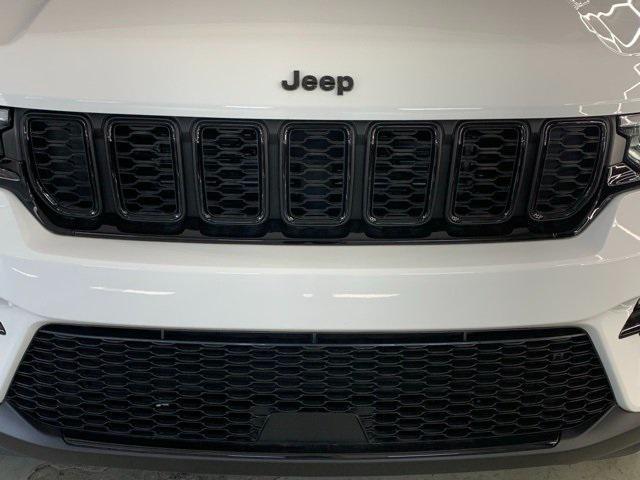 new 2025 Jeep Grand Cherokee car, priced at $42,805