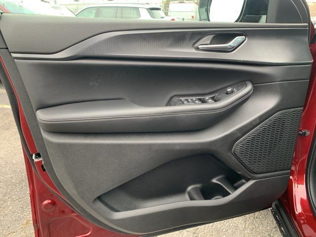 new 2025 Jeep Grand Cherokee L car, priced at $46,642