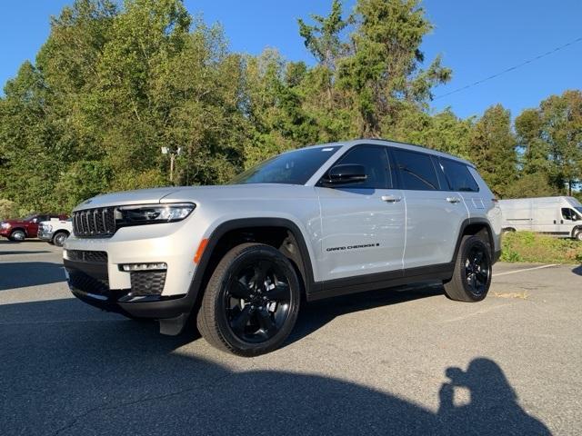 new 2025 Jeep Grand Cherokee L car, priced at $53,298