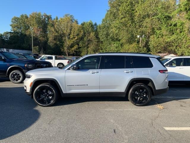 new 2025 Jeep Grand Cherokee L car, priced at $53,298