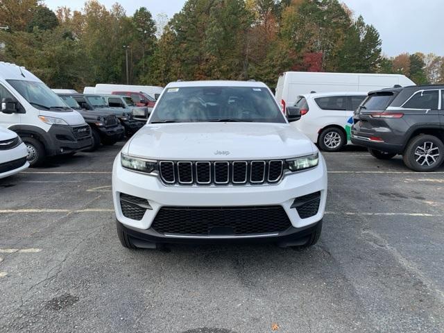 new 2025 Jeep Grand Cherokee car, priced at $35,875