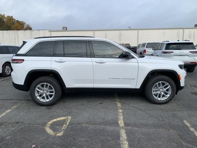 new 2025 Jeep Grand Cherokee car, priced at $35,875