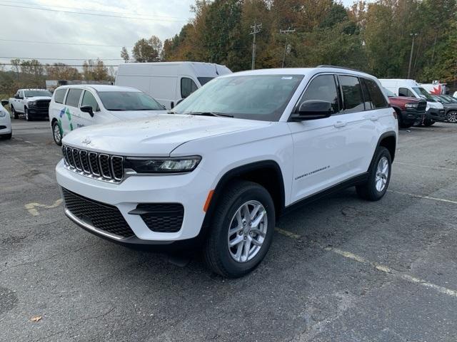 new 2025 Jeep Grand Cherokee car, priced at $35,875