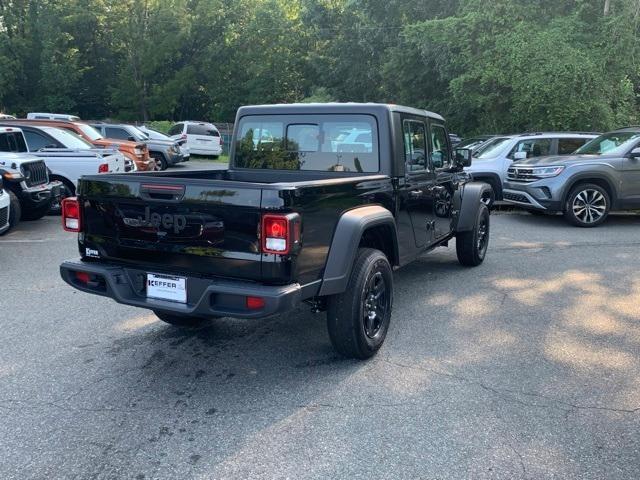 new 2024 Jeep Gladiator car, priced at $34,730