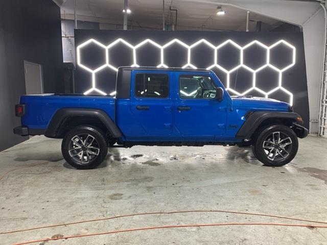 used 2023 Jeep Gladiator car, priced at $30,500