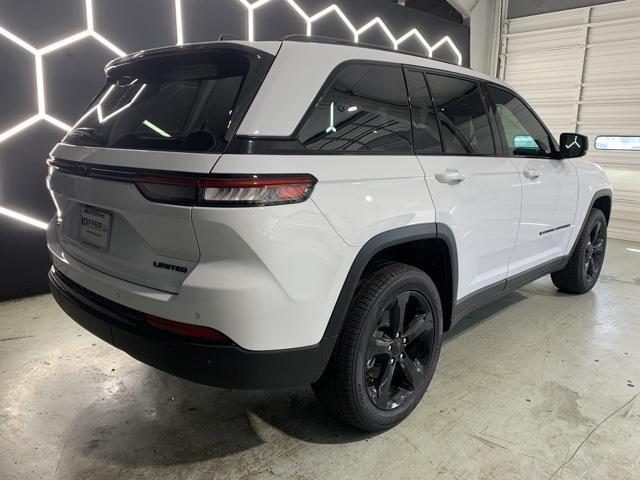 new 2025 Jeep Grand Cherokee car, priced at $48,596