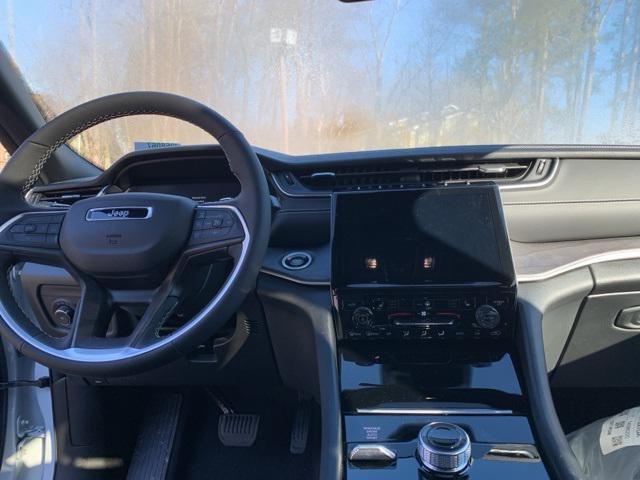 new 2025 Jeep Grand Cherokee car, priced at $48,463